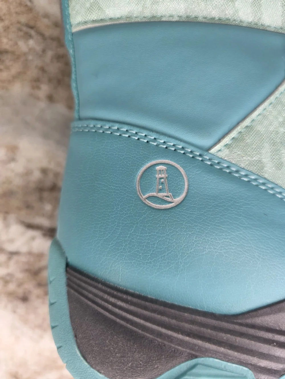 Lands' End Big Kids' Snow Boots Thermolite Aqua Size 6 (Women's Size 8)
